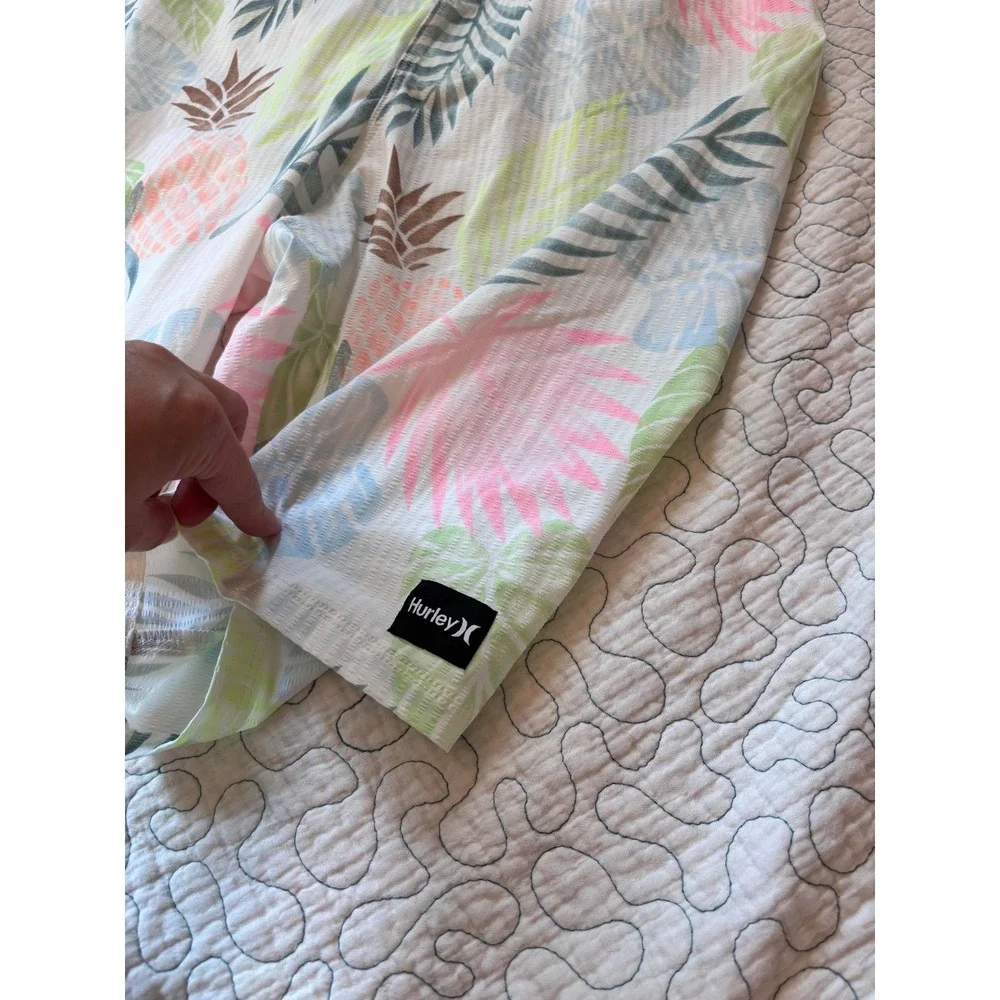 Hurley Boys XL Swim Trunks Tropical Board Shorts